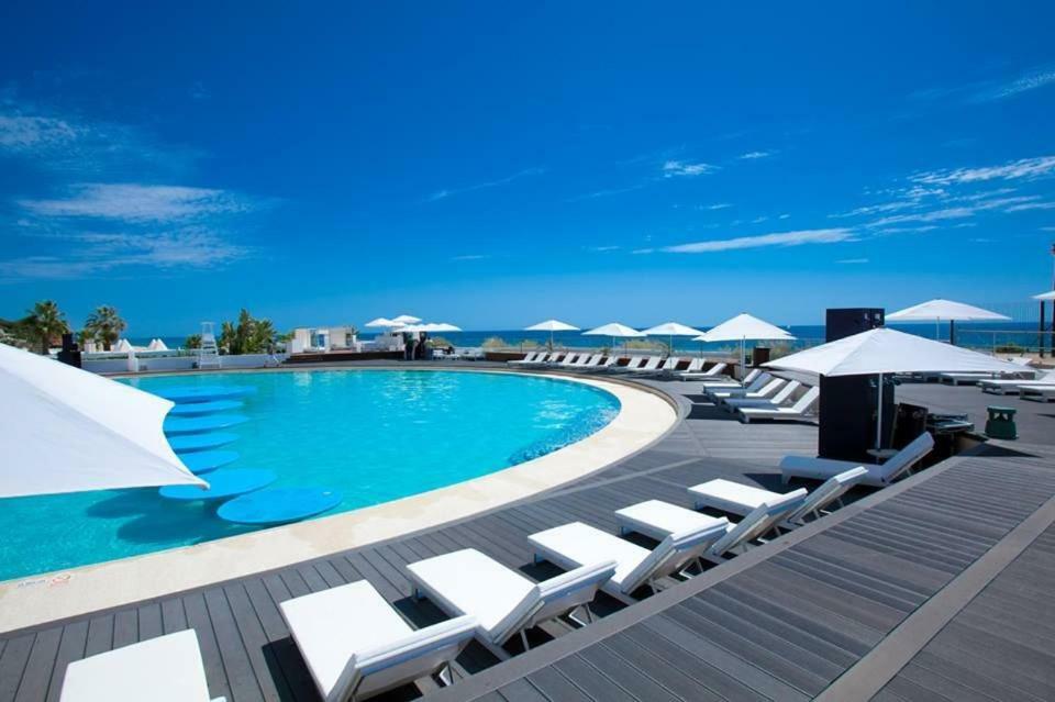 Modern 2 Bed *